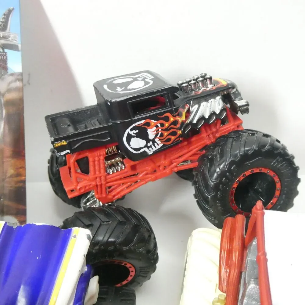 Monster Truck Lot of 7 Diecast Hot Wheels Monster Jam Toys